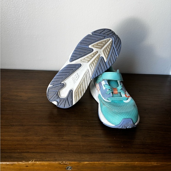 New Balance Kids' Teal Sneakers - Picture 3 of 6
